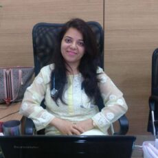 Dr. Varsha Nainani